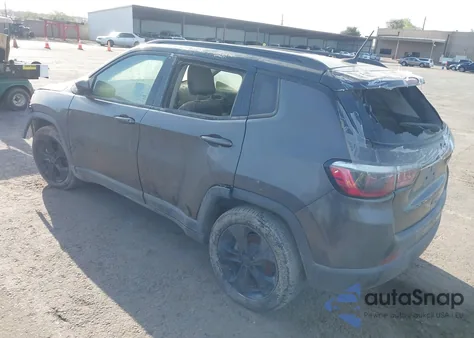 2019 Jeep Compass Altitude Fwd from USA, damaged, VIN 3C4NJCBB8KT726956
